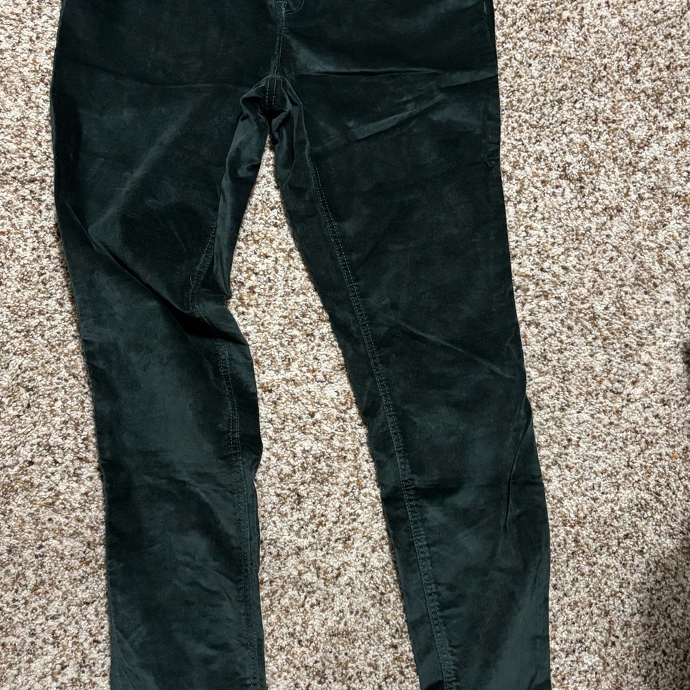 Old Navy Forest Green velvet rockstar super skinny high rise. women’s size 2